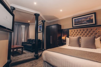 County Hotel & County Aparthotel Newcastle