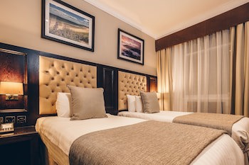 County Hotel & County Aparthotel Newcastle