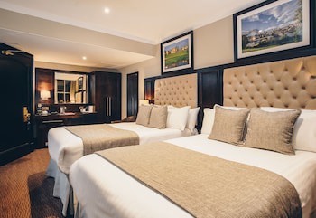 County Hotel & County Aparthotel Newcastle