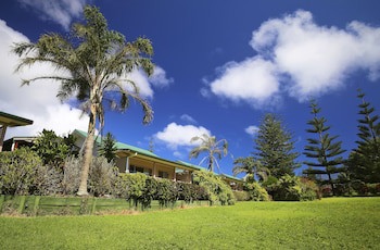 Poinciana Cottages