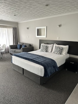 White Heron Motor Lodge