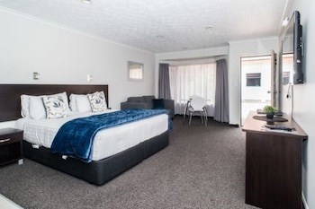 White Heron Motor Lodge