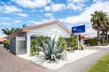 White Heron Motor Lodge