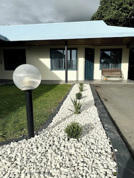Bassingers Motor Lodge