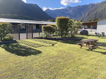 Lake Matheson Motel
