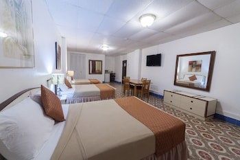 Hotel Colonial