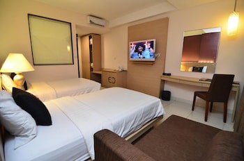 El Cavana Hotel
