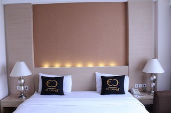 El Cavana Hotel