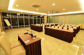 El Cavana Hotel