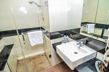 El Cavana Hotel