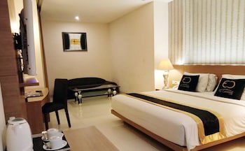 El Cavana Hotel