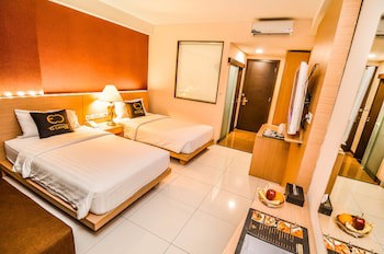 El Cavana Hotel