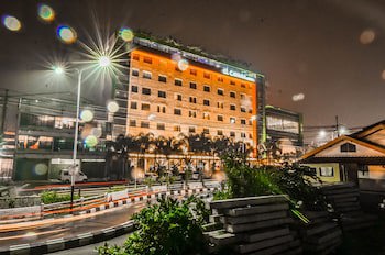 El Cavana Hotel