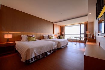 Everrich Golden Lake Hotel