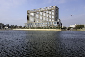 Everrich Golden Lake Hotel