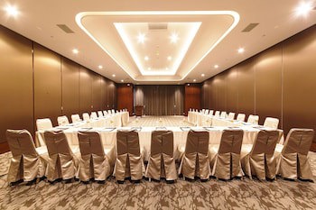 Everrich Golden Lake Hotel