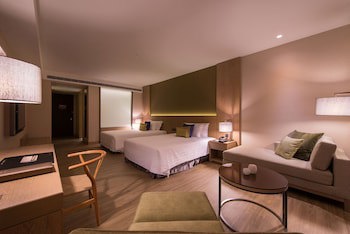Everrich Golden Lake Hotel