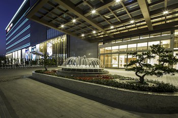 Everrich Golden Lake Hotel