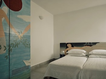 Acteon Hotel