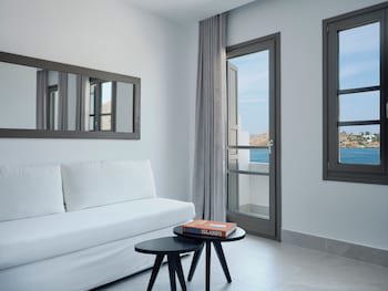 Acteon Hotel