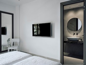 Acteon Hotel