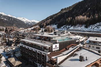 Anthony's Life & Style Hotel