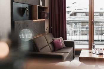Anthony's Life & Style Hotel