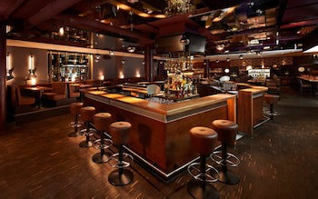 Anthony's Life & Style Hotel