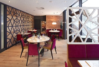 Anthony's Life & Style Hotel