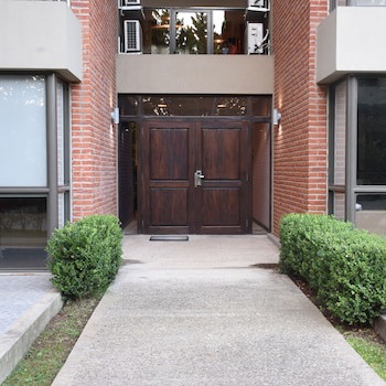 Casa Campus Pilar Suites