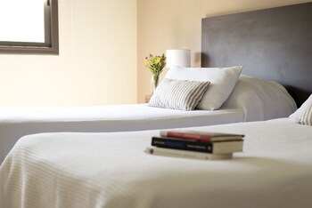 Casa Campus Pilar Suites