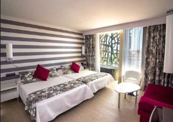 Hotel Rh Vinaros Aura