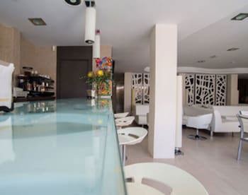 Hotel Rh Vinaros Aura