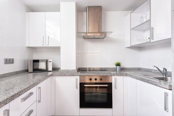 Apartamentos Globus By Be Alicante