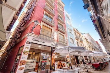 Apartamentos Globus By Be Alicante
