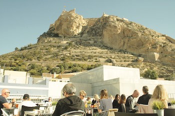 Apartamentos Globus By Be Alicante