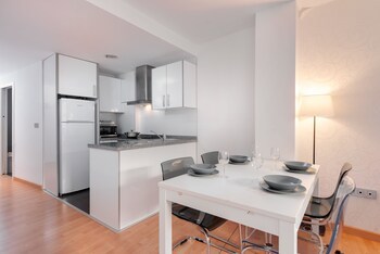 Apartamentos Globus By Be Alicante