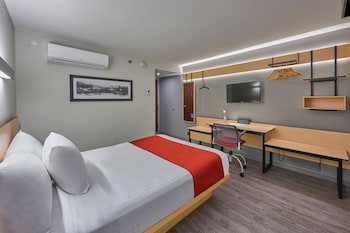 City Express By Marriott Salamanca