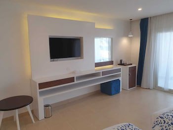 Coral Sun Beach