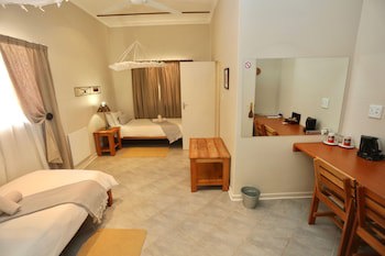 Bahnhof Hotel Aus
