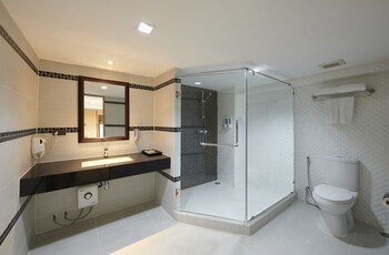 Adelphi Pattaya