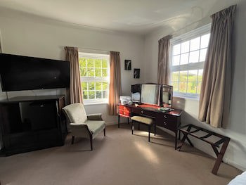 Trimstone Manor Country House Hotel