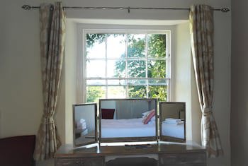 Trimstone Manor Country House Hotel