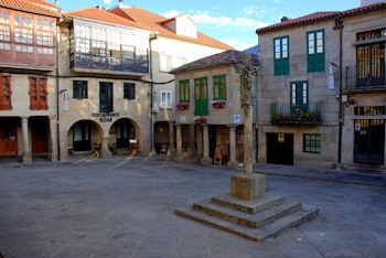 Virgen Del Camino