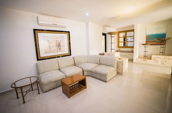 Hotel Marlon