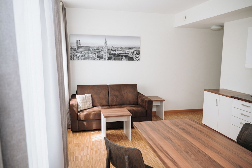 Coffee Fellows Hotel Munchen-Freiham