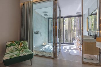 Akyra Manor Chiang Mai