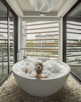 Akyra Manor Chiang Mai