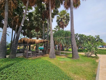Botany Beach Resort Pattaya