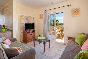 Monte Dos Avos Hotel(3Star)